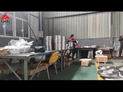 チタニウムのフランジ